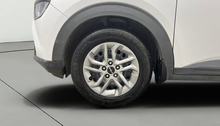 2022 KIA CARENS PRESTIGE 1.4 PETROL 7 STR, Petrol, Manual, 41,861 km, Left Front Wheel