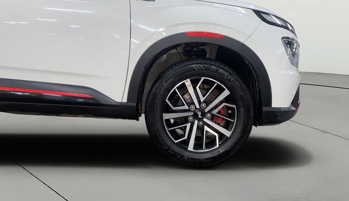 2022 Hyundai VENUE N LINE N8 1.0 TURBO DCT, Petrol, Automatic, 6,205 km, Right Front Wheel