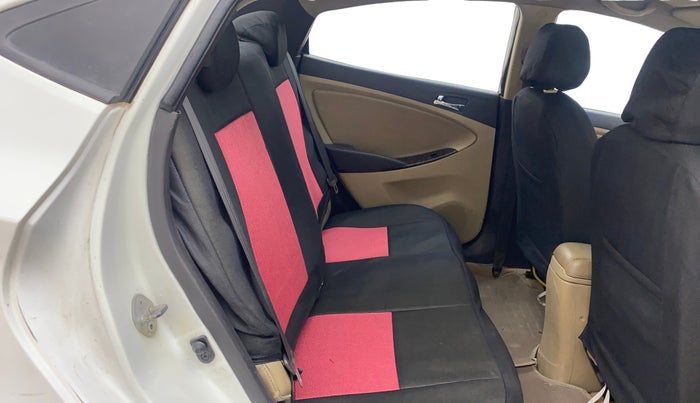 2012 Hyundai Verna FLUIDIC 1.6 CRDI SX, Diesel, Manual, 1,11,454 km, Right Side Rear Door Cabin