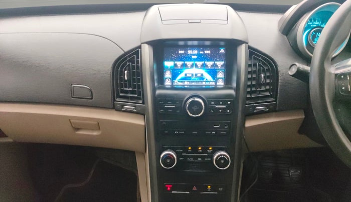 2015 Mahindra XUV500 W8, Diesel, Manual, 1,14,318 km, Air Conditioner