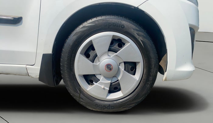 2013 Maruti Ertiga VDI, Diesel, Manual, 96,260 km, Right Front Wheel
