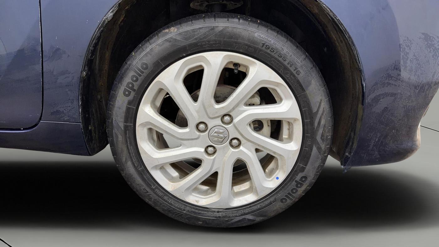2023 Maruti Baleno ZETA PETROL 1.2, Petrol, Manual, 46,071 km, Right Front Wheel