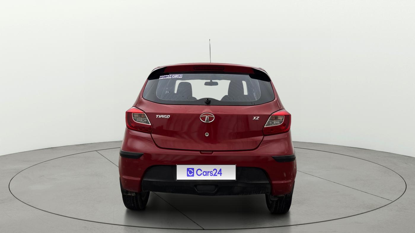 2016 Tata Tiago XZ PETROL, Petrol, Manual, 1,00,798 km, Back/Rear