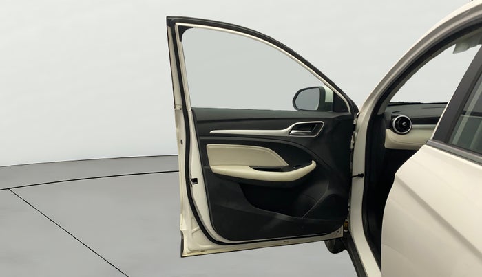 2022 MG ASTOR SMART EX 1.5 MT, Petrol, Manual, 21,920 km, LHS Front Door