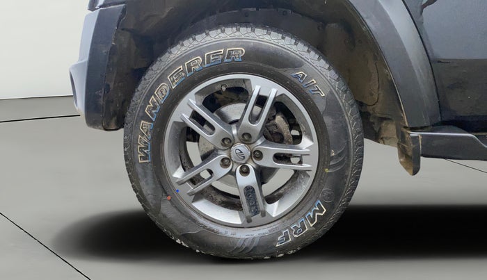 2022 Mahindra Thar LX PETROL HT 4WD AT, Petrol, Automatic, 20,633 km, Left Front Wheel