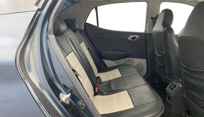 2022 Hyundai AURA SX 1.2, Petrol, Manual, 31,568 km, Right Side Rear Door Cabin