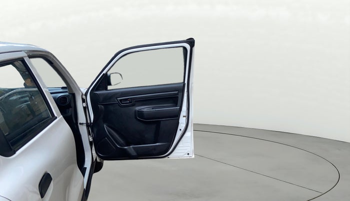 2021 Maruti S PRESSO VXI, Petrol, Manual, 13,729 km, RHS Front Door