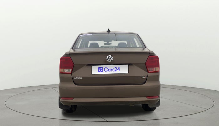 2016 Volkswagen Ameo HIGHLINE1.5L, Diesel, Manual, 93,203 km, Back/Rear