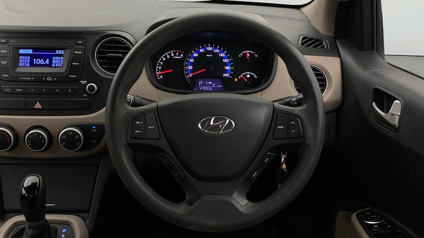 2016 Hyundai Xcent S AT 1.2, Petrol, Automatic, 47,158 km, Steering Wheel Close Up
