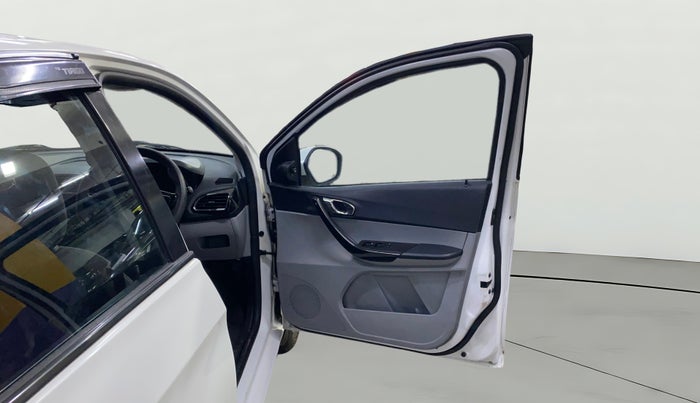 2020 Tata Tiago XZ PETROL, Petrol, Manual, 45,295 km, RHS Front Door