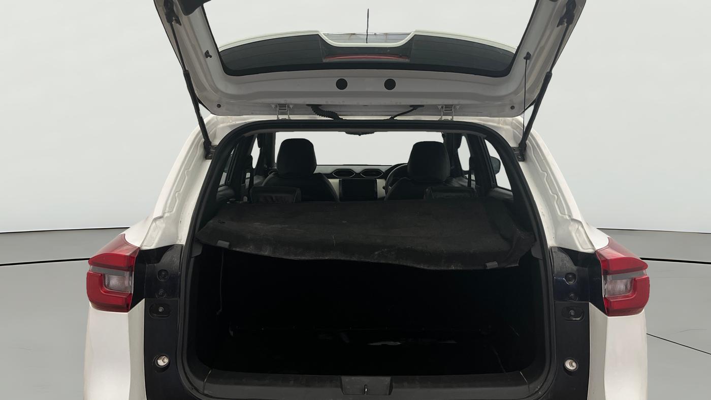 2023 Nissan MAGNITE XE, Petrol, Manual, 17,554 km, Boot Open Zoomed View