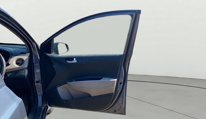 2017 Hyundai Grand i10 SPORTZ 1.2 KAPPA VTVT, Petrol, Manual, 69,687 km, RHS Front Door