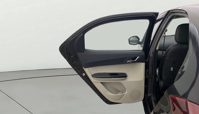 2023 Tata Tiago XZ PLUS CNG, CNG, Manual, 34,117 km, LHS Rear Door