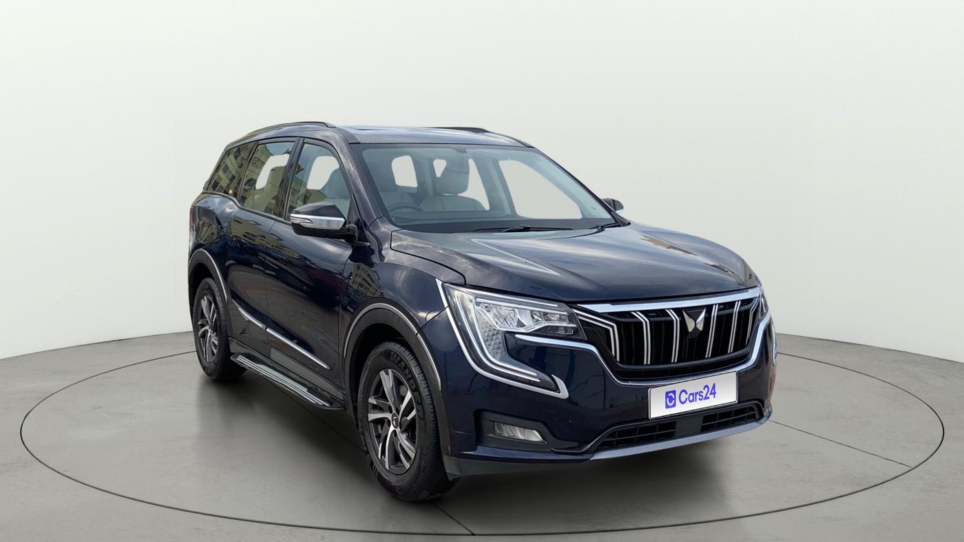 2022 Mahindra XUV700 AX 5 P AT 5 STR, Petrol, Automatic, 20,014 km, Right Front Diagonal