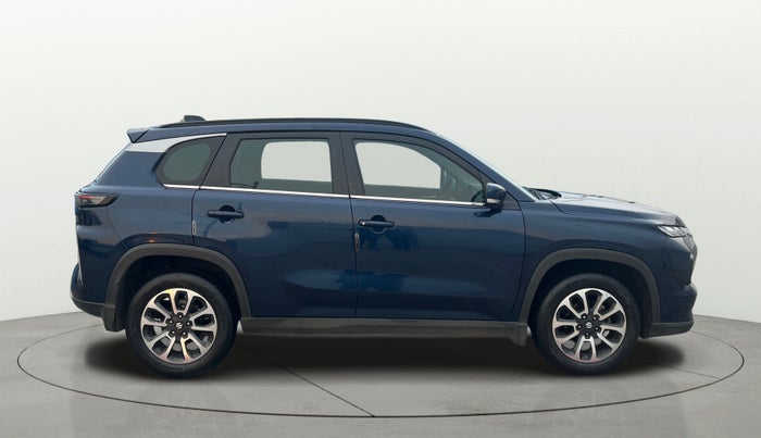 2022 Maruti Grand Vitara ALPHA SMART HYBRID AT, Petrol, Automatic, 34,745 km, Right Side View