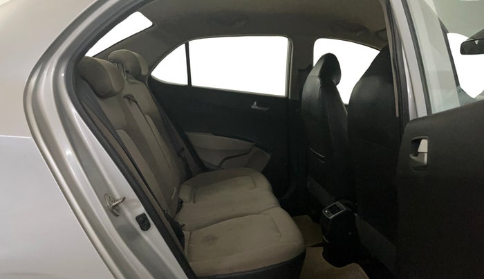 2014 Hyundai Xcent S 1.2, Petrol, Manual, 65,939 km, Right Side Rear Door Cabin