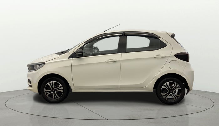 2024 Tata Tiago XT PETROL, Petrol, Manual, 26,272 km, Left Side