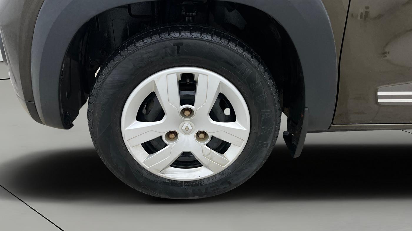 2019 Renault Kwid RXT 1.0 AMT (O), Petrol, Automatic, 43,393 km, Left Front Wheel