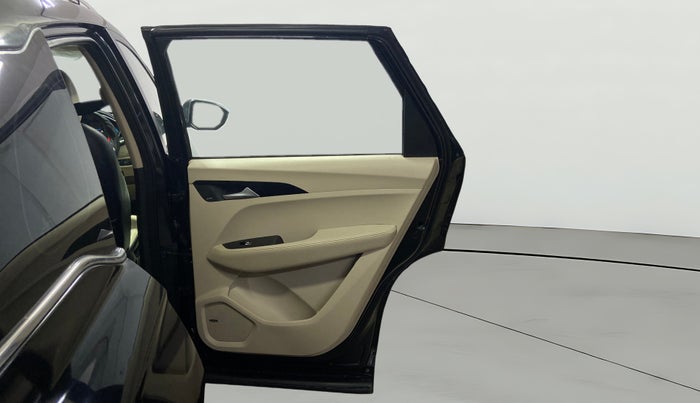 2021 MG HECTOR SHARP 1.5 PETROL CVT, Petrol, Automatic, 83,570 km, RHS Rear Door