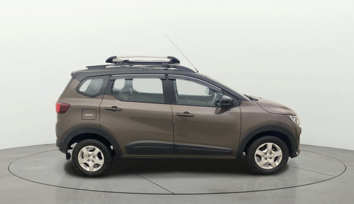 2022 Renault TRIBER RXZ AMT, Petrol, Automatic, 26,341 km, Right Side View