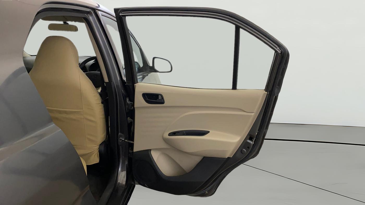 2022 Hyundai NEW SANTRO MAGNA EXECUTIVE CNG, CNG, Manual, 44,250 km, RHS Rear Door