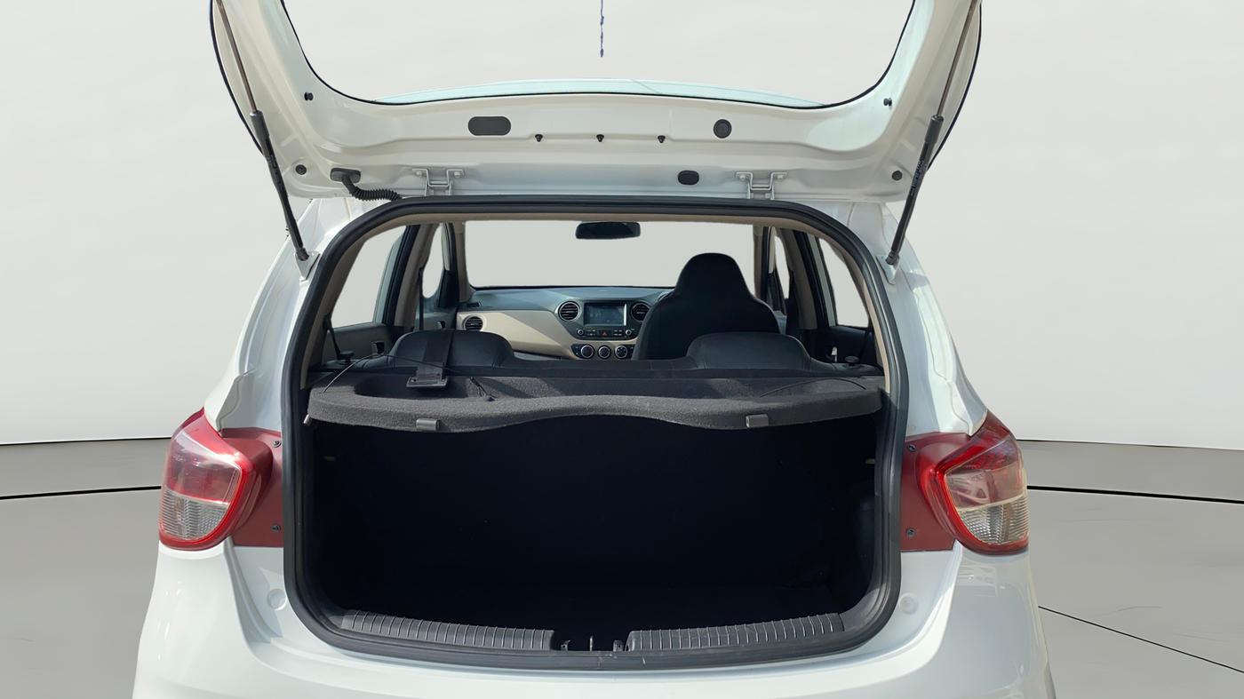 2019 Hyundai Grand i10 SPORTZ AT 1.2 KAPPA VTVT, Petrol, Automatic, 32,576 km, Boot Open Zoomed View