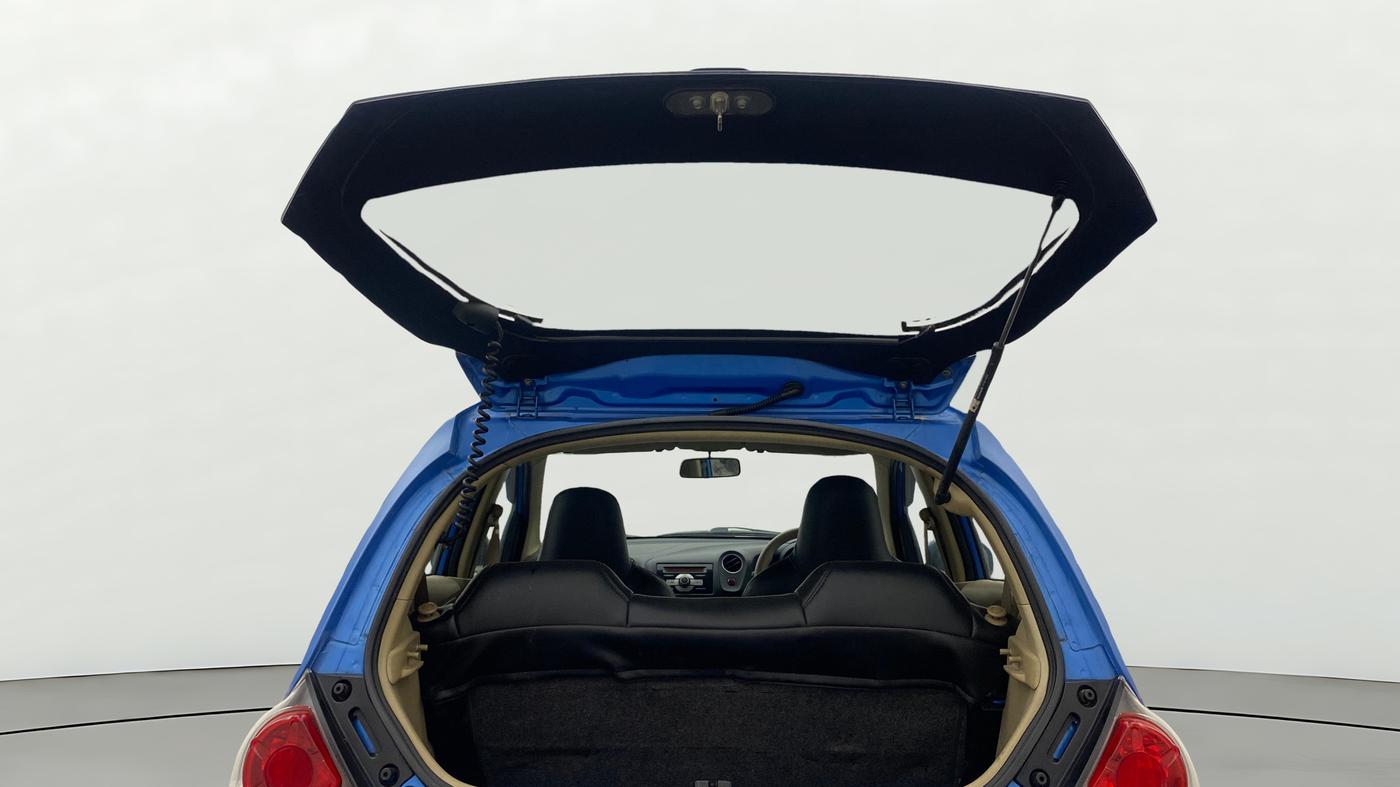2014 Honda Brio S MT, Petrol, Manual, 62,077 km, Boot Door Open