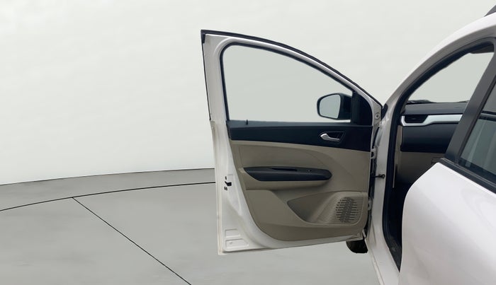 2022 Renault TRIBER RXZ, Petrol, Manual, 29,516 km, LHS Front Door