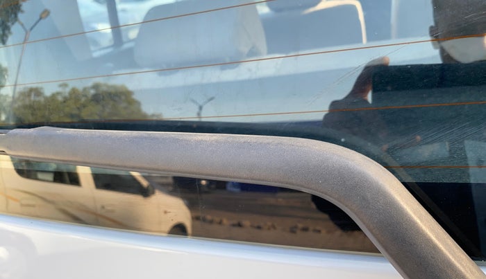 2015 Maruti Wagon R 1.0 VXI, Petrol, Manual, 88,204 km, Rear Wiper