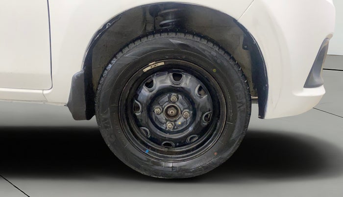 2015 Maruti Alto K10 VXI, Petrol, Manual, 1,59,715 km, Right Front Wheel