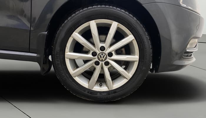 2017 Volkswagen Polo GT TSI AT, Petrol, Automatic, 57,634 km, Right Front Wheel