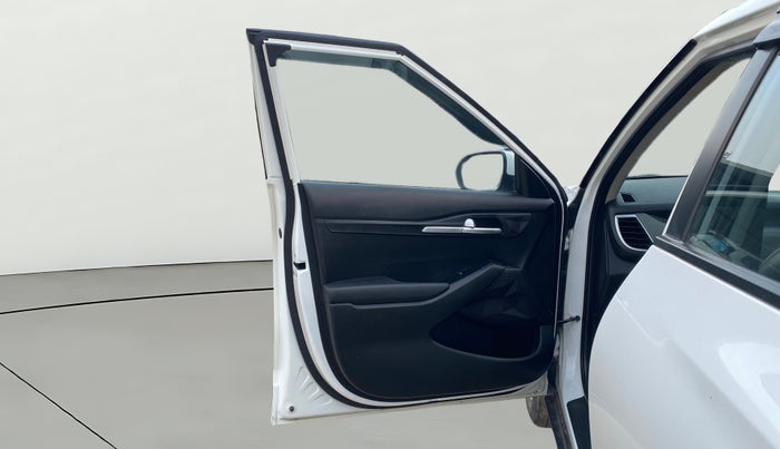 2020 KIA SELTOS HTK 1.5 PETROL, Petrol, Manual, 51,499 km, LHS Front Door