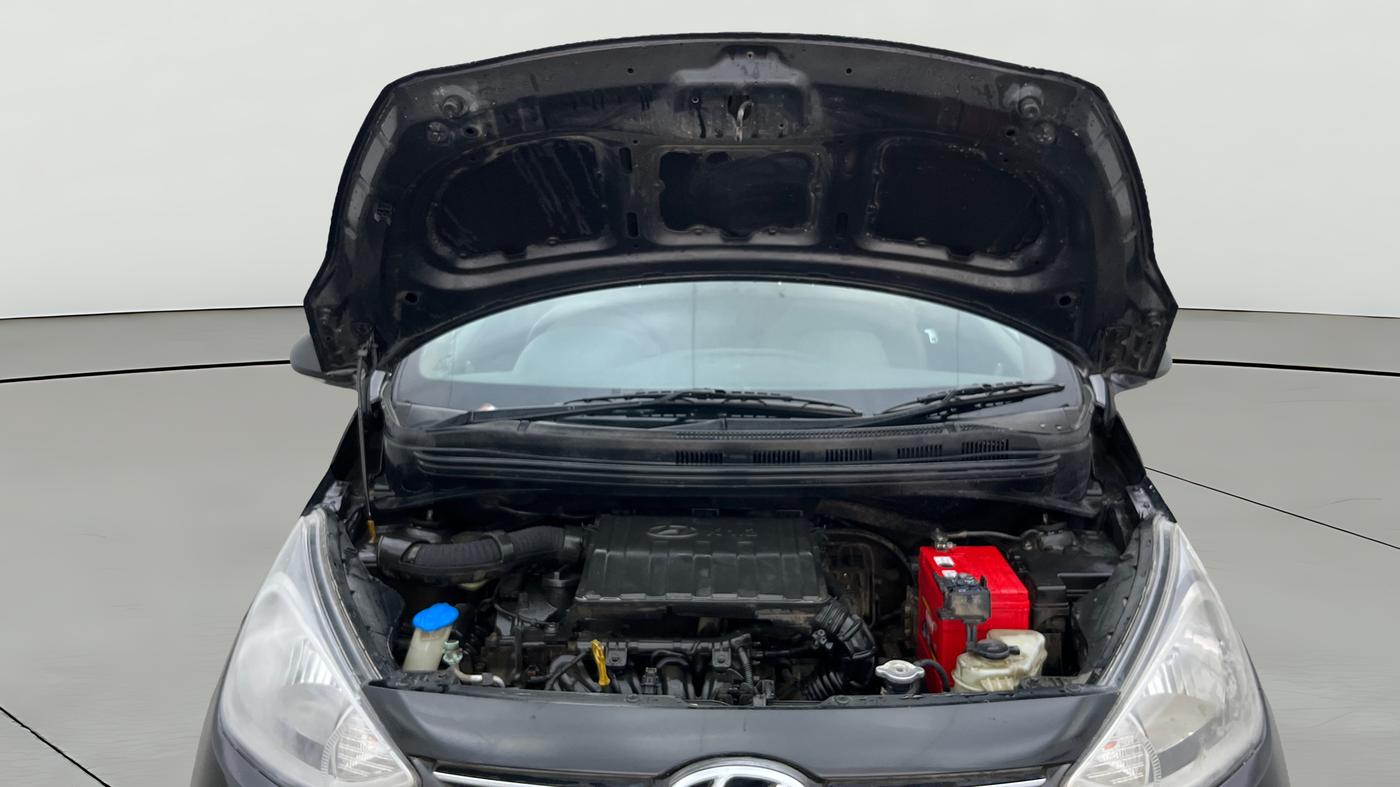 2015 Hyundai Xcent SX 1.2, Petrol, Manual, 1,18,950 km, Open Bonet