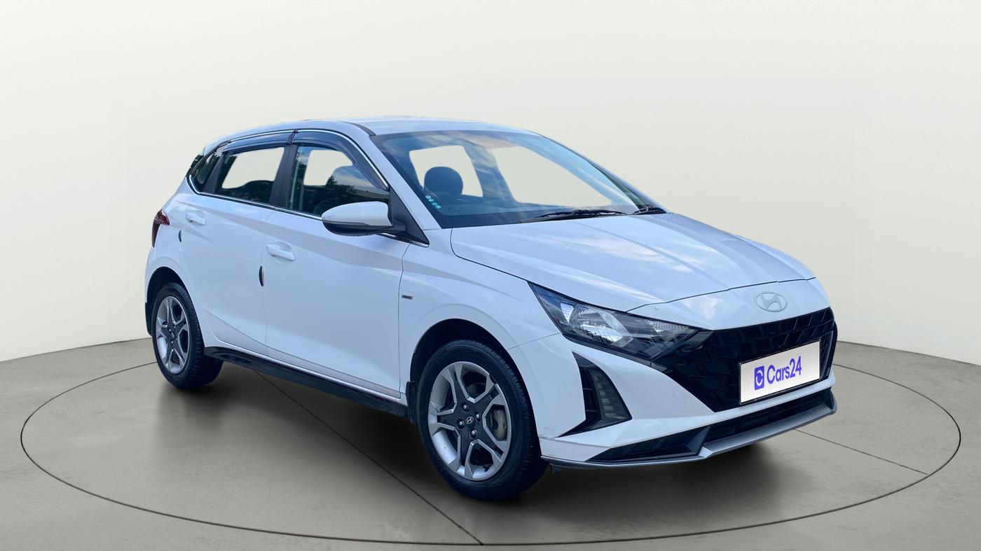2025 Hyundai NEW I20 SPORTZ 1.2 IVT, Petrol, Automatic, 10,261 km, SRP