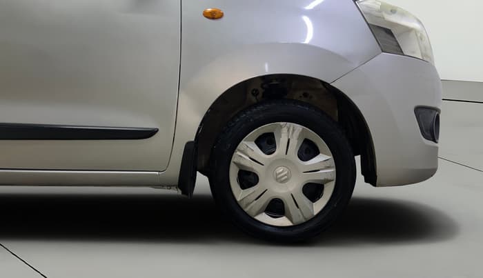 2018 Maruti Wagon R 1.0 VXI, Petrol, Manual, 38,213 km, Right Front Wheel