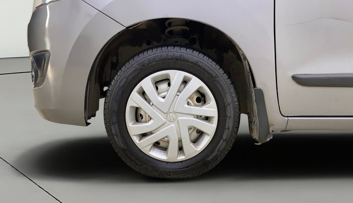 2016 Maruti Wagon R 1.0 LXI CNG, CNG, Manual, 1,06,985 km, Left Front Wheel