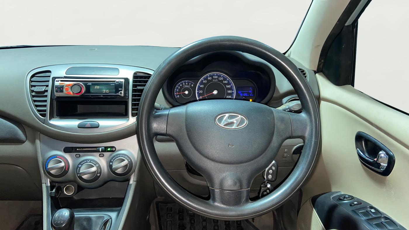2013 Hyundai i10 MAGNA 1.2, Petrol, Manual, 77,955 km, Steering Wheel Close Up