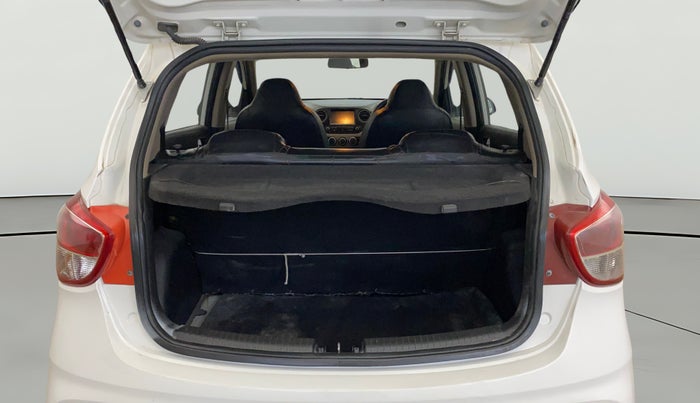 2018 Hyundai Grand i10 SPORTZ 1.2 KAPPA VTVT, Petrol, Manual, 61,254 km, Boot Open Zoomed View