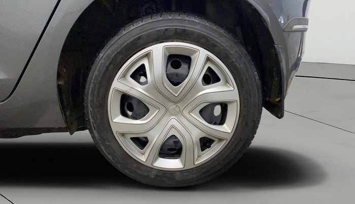 2024 Tata ALTROZ XM PLUS PETROL, Petrol, Manual, 42,048 km, Left Rear Wheel