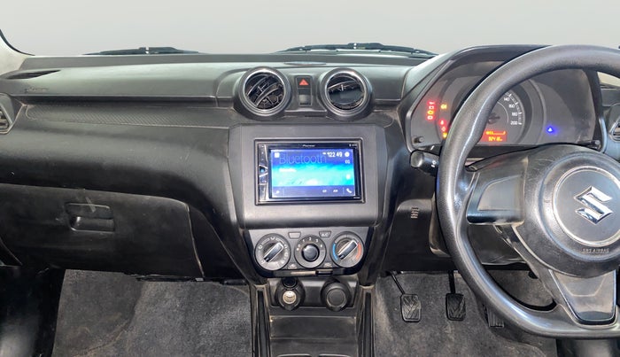 2022 Maruti Swift LXI, CNG, Manual, 92,405 km, Air Conditioner