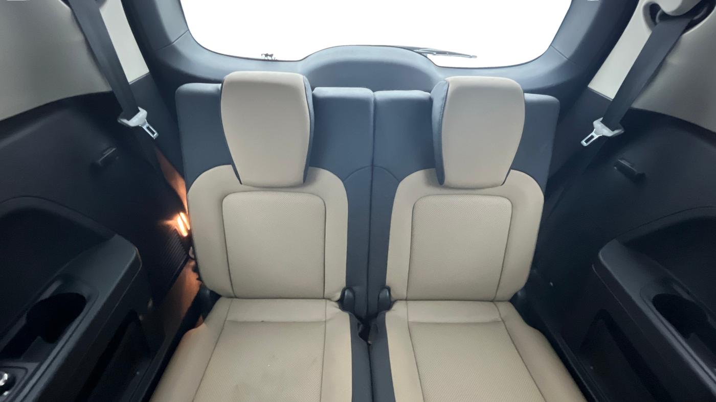 2022 Tata Safari XZ PLUS KAZIRANGA, Diesel, Manual, 25,241 km, Third Seat Row ( optional )