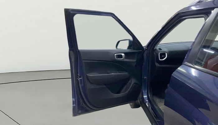 2021 Hyundai VENUE S 1.2, Petrol, Manual, 22,857 km, LHS Front Door