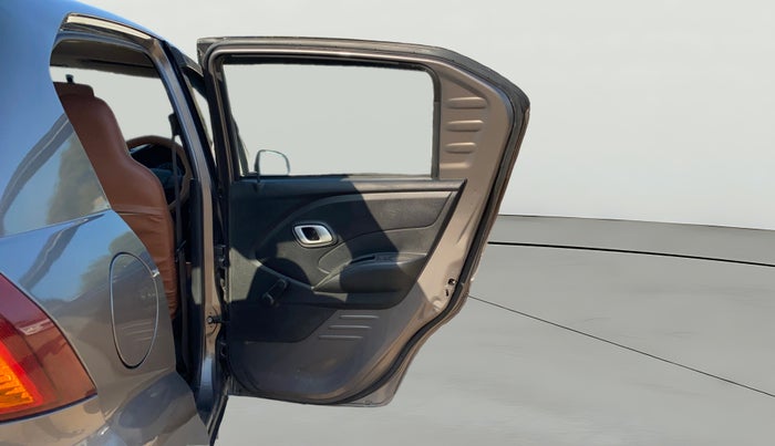 2017 Datsun Redi Go T, Petrol, Manual, 80,717 km, RHS Rear Door