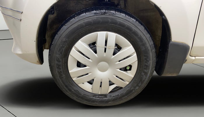 2015 Maruti Alto 800 LXI, Petrol, Manual, 66,458 km, Left Front Wheel