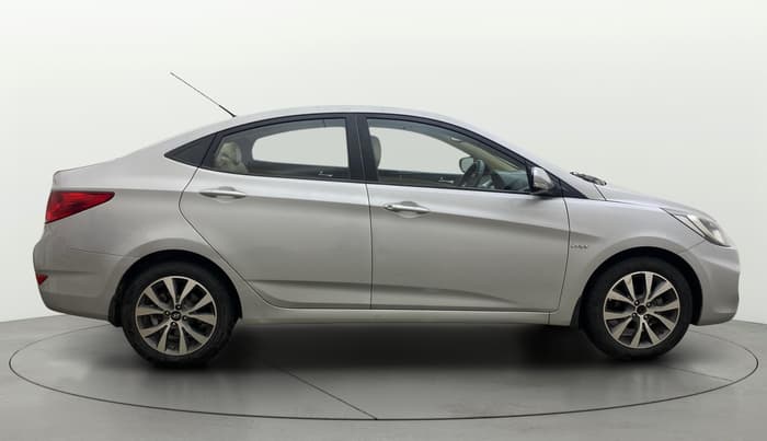 2014 Hyundai Verna FLUIDIC 1.6 VTVT SX, Petrol, Manual, 80,712 km, Right Side View