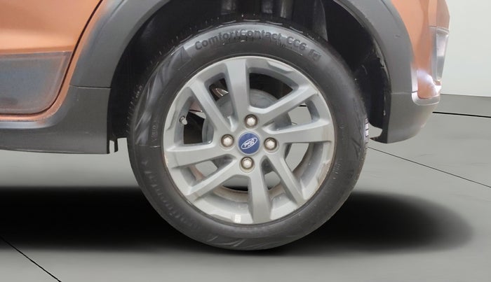 2018 Ford FREESTYLE TITANIUM PLUS 1.2 PETROL, Petrol, Manual, 56,361 km, Left Rear Wheel