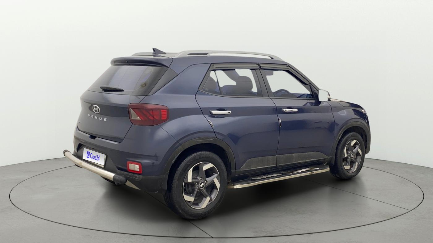 2022 Hyundai VENUE SX 1.5 (O) EXECUTIVE CRDI, Diesel, Manual, 35,200 km, Right Back Diagonal