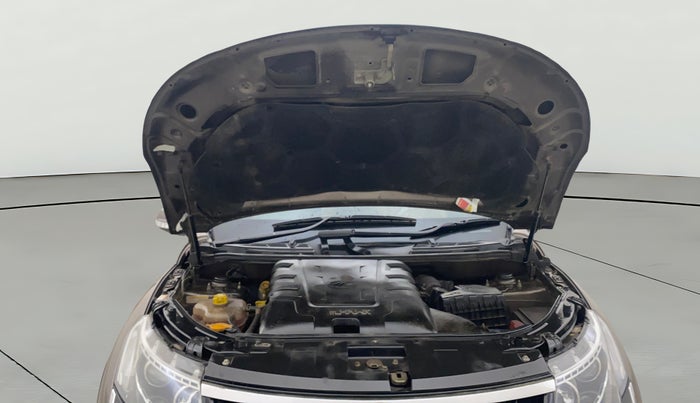 2018 Mahindra XUV500 W11 AT, Diesel, Automatic, 84,090 km, Open Bonet