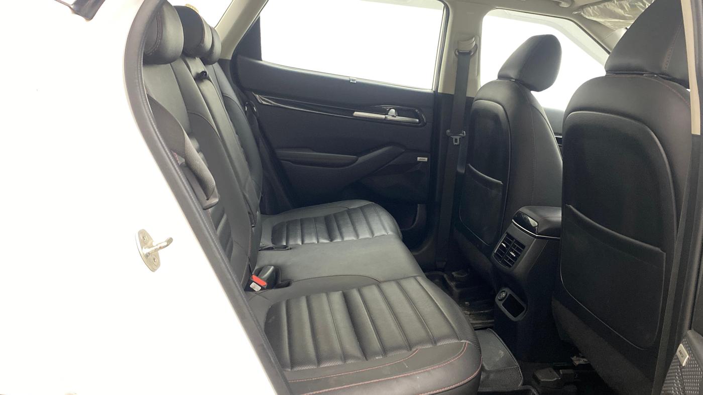 2021 KIA SELTOS GTX PLUS DCT 1.4 PETROL, Petrol, Automatic, 1,38,369 km, Right Side Rear Door Cabin