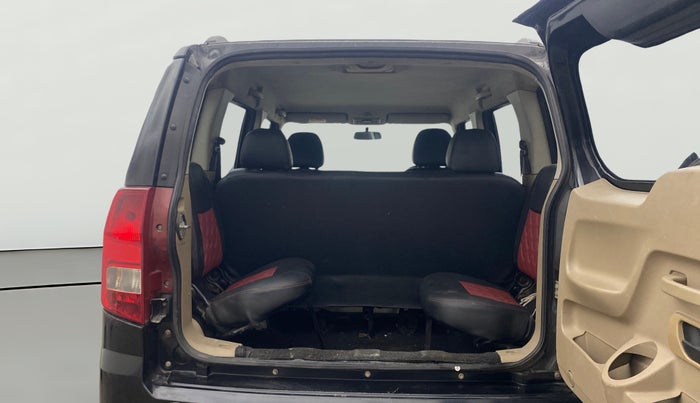 2017 Mahindra TUV300 T8, Diesel, Manual, 1,13,073 km, Boot Open Zoomed View